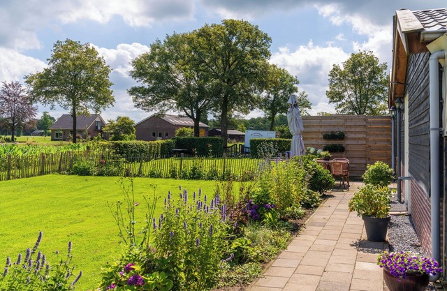 New house with large garden and conservatory