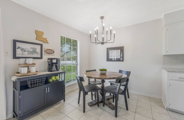 New Listing! Great location in Lafayette