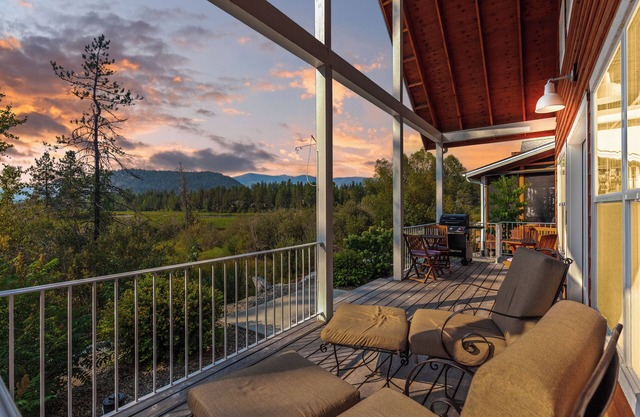 New Listing! Sunset Views | Dover Bay Bungalow Retreat | Private Deck + BBQ