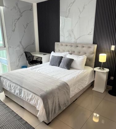 New Luxury Apartment 12th Floor