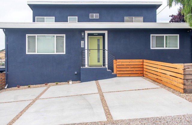 NEW! Ocean Paradise Awaits - 2 Bed/1 Bath - Walking Distance to the Pacific Ocean!