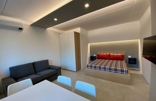 New studio apartment in the middle of the lakes, near Como, Bellagio, Varenna and Milan