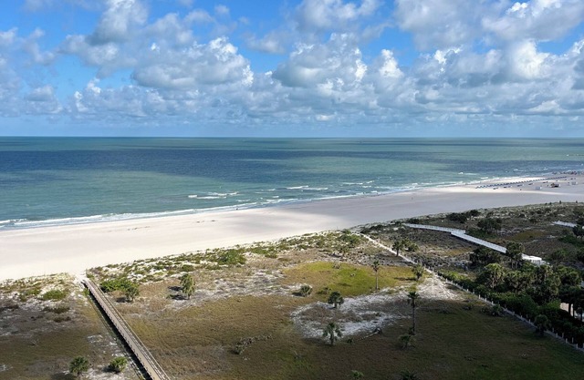 New to VRBO! Landmark Towers Sand Key - 2 bed, 2 bath condo renovated in 2024