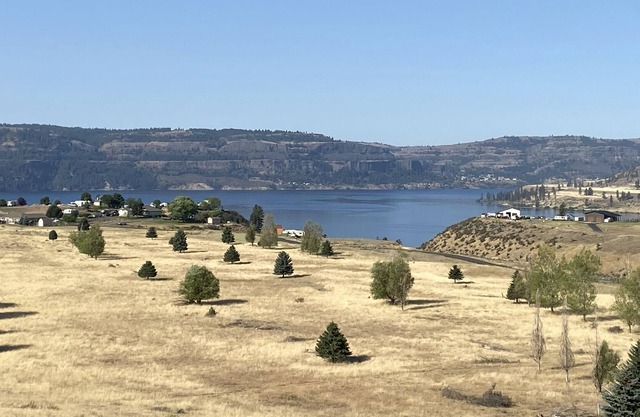 Newly Remodeled Resort Property Over Looking Lake Roosevelt