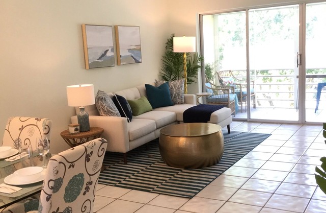 Newly Renovated Condo at the Beach