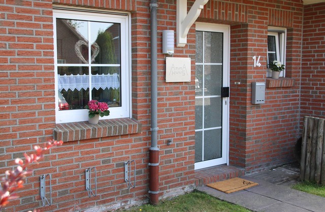 Newly renovated holiday house - recreation in "AnnAHuuS" in Nessmersiel. WLAN incl.