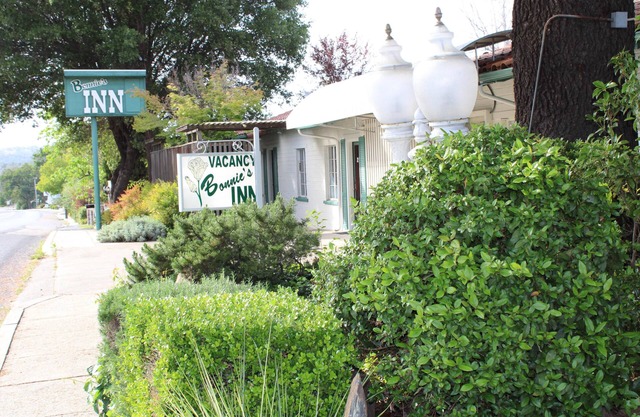 Newly Renovated Warm and Cozy Lodge at Gold Country Inn