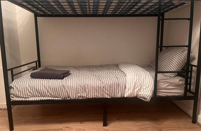 Nice apartment 20 minutes to Oxford Circus