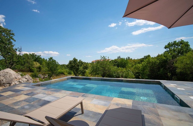 Nice apartment for 4 people with A/C, pool, WIFI, TV, terrace, panoramic view and parking