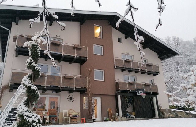 Nice apartment for 4 people with WIFI, TV and balcony