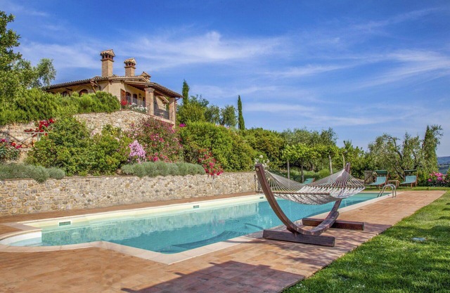 Nice apartment for 6 guests with pool, WIFI, TV, patio, pets allowed and panoramic view
