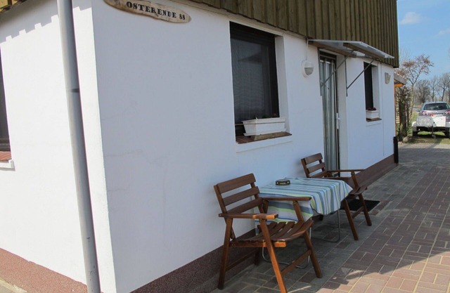 Nice apartment for 7 guests with WIFI, TV, pets allowed and parking