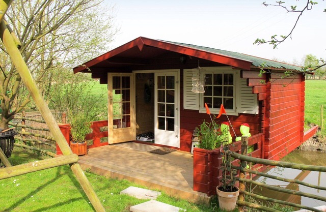 Nice apartment for 6 guests with WIFI, TV, patio, pets allowed and parking