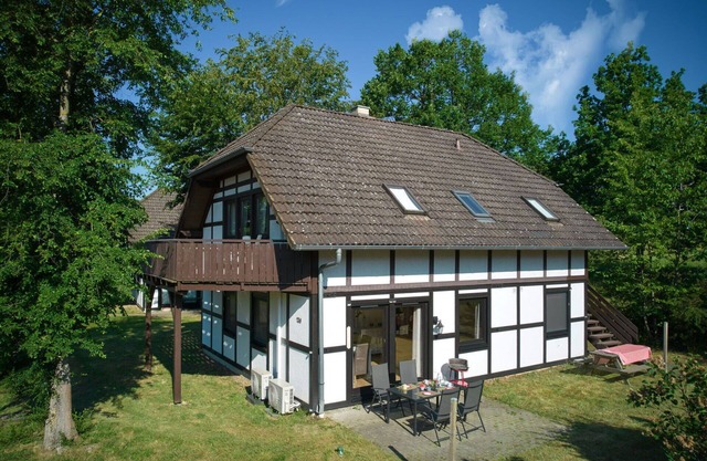 Nice apartment in villa for 3 guests with WIFI, TV, terrace, pets allowed and panoramic view