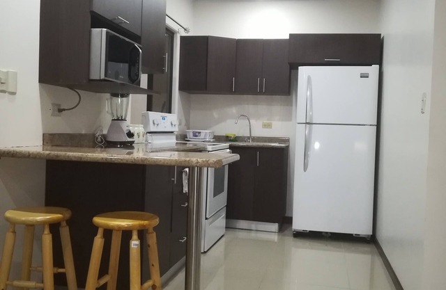 NICE DOBLE ROOM W/BATHROOM & SELF CHECK-IN METHOD