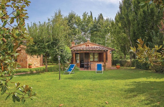 Nice home in Castiglino del Lago PG