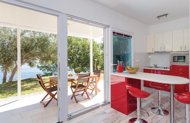 Nice home in Dubrovnik with kitchen