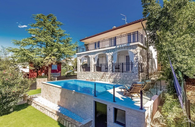 Nice home in Njivice with WiFi