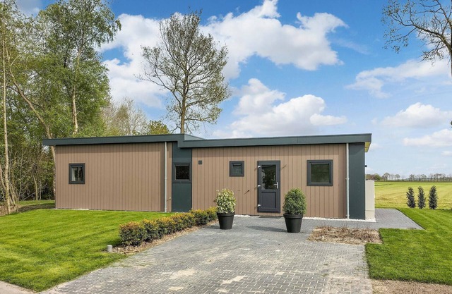 Nice home in Oosterwolde with WiFi