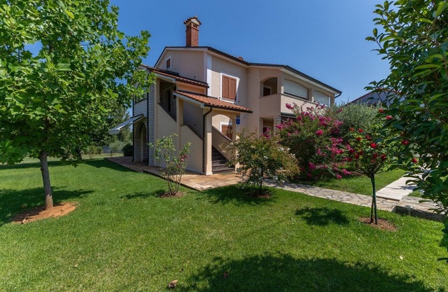 Nicely furnished apartment Stanko No.1 with Balcony