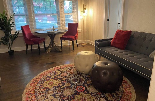 NOLA Vibe/Oversized 1 bedroom/Entire unit