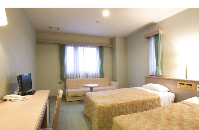 NonSmoking Annex Building Twin Room 3 people / Kawasaki Kanagawa