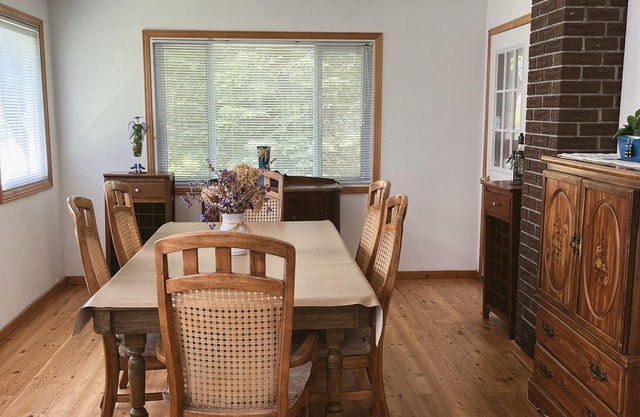Norman Heights Cottage - Beach Access