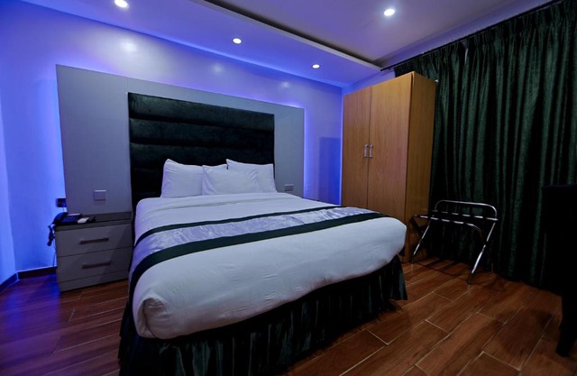 Novatel Hotel