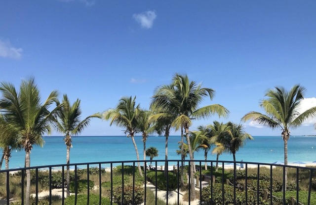 nVilla 203: 2nd Floor, 2 Bedrooms, 2 Bathrooms, Ocean Front Villa Sleeps 4-5