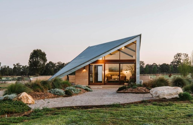 Oak Studio at Kavillo