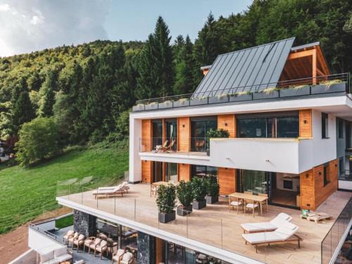 Oberwiesen Rooms, Apartments & Spa