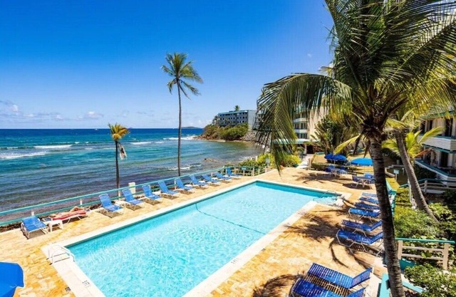 Ocean-Front 3 Bedroom Villa! Optional SUV Rental