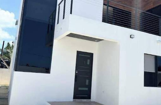 Ocean View, Beach Access, Lux Bath, The Joint @ Happy Life Villas