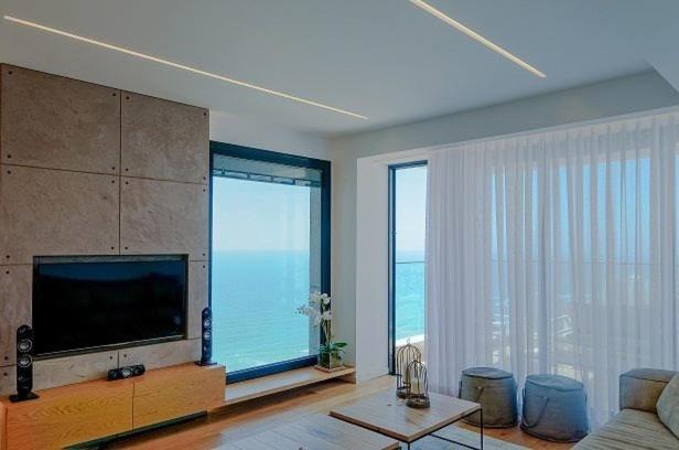 Ocean view & Design