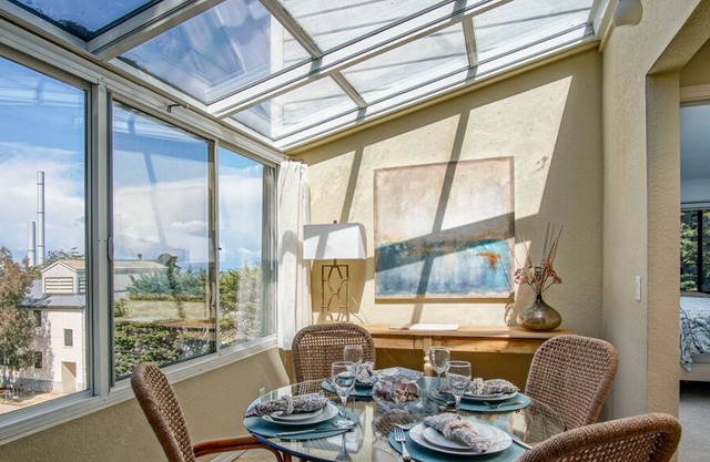 Ocean Wave A - Monterey Condo - Oceanview Cannery Row