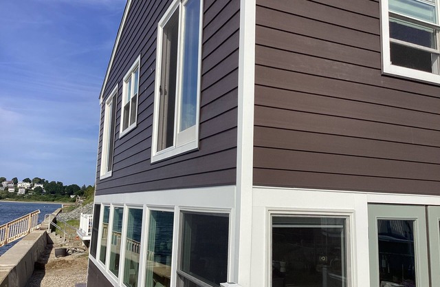 Oceanfront 3 bedroom beautiful house in Quincy