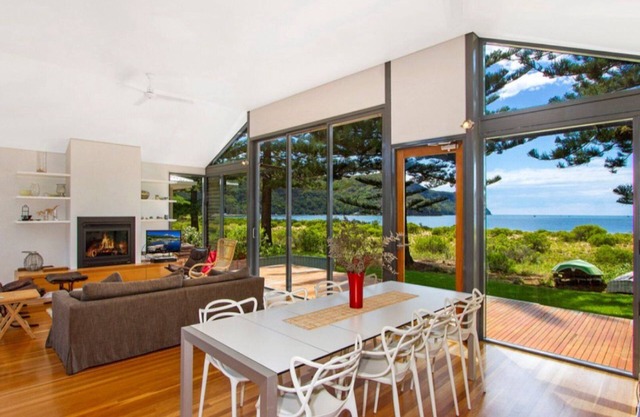 Oceanside by HolidayCo.