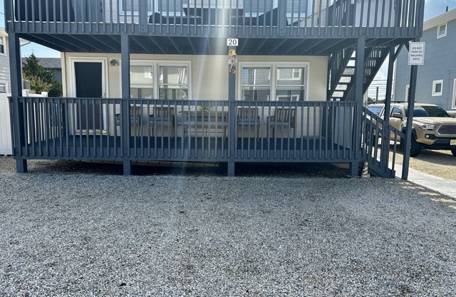 Oceanside Duplex 7 houses to Ocean nYour Beautiful Beach Vacation Awaits