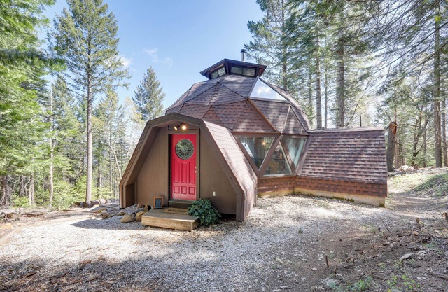 Off-Grid Geodesic Dome: Nevada City House w/Views