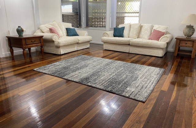 O’Flynn House - Beaudesert Close to Soccer Fields, Cricket Fields & Bowls Club