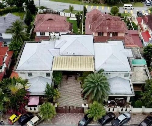 Omar Little Palace