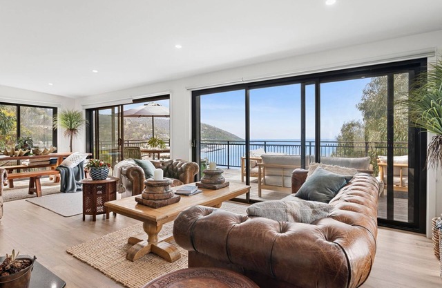 Omaroo - Oceanfront Escape in Wye River