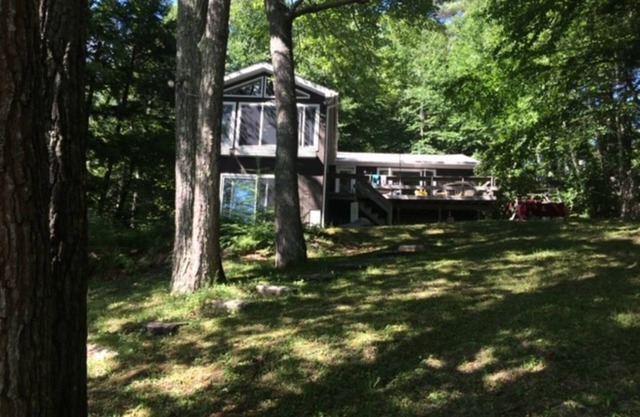 On Merrymeeting Lake - Cottage with Private Beach and Lakeside Deck