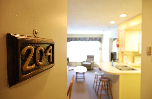 One Bedroom at Inns of Waterville Valley close to Town Square (204)