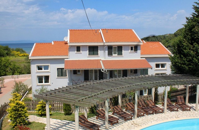 One bedroom apartment near beach Kampor, Rab (A-3213-g)