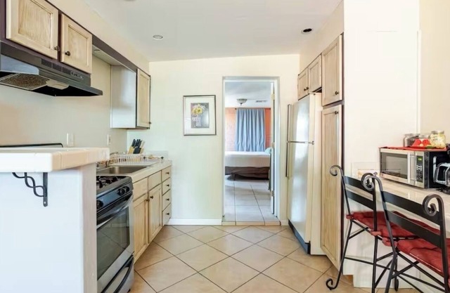 One Little Casita on 1st Street with Private Backyard - 3 miles to U of A