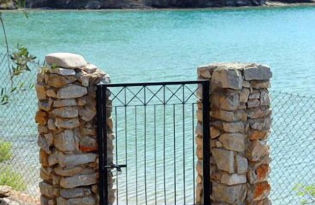 Open Your Door On The Beach! - Private Beach Home