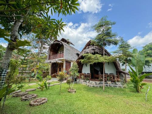 Orangutan Treks Villa & Eco-Friendly Jungle Trekking Activities
