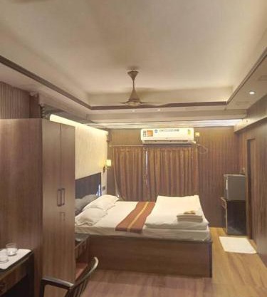 Ostro Inn Studio Apartment