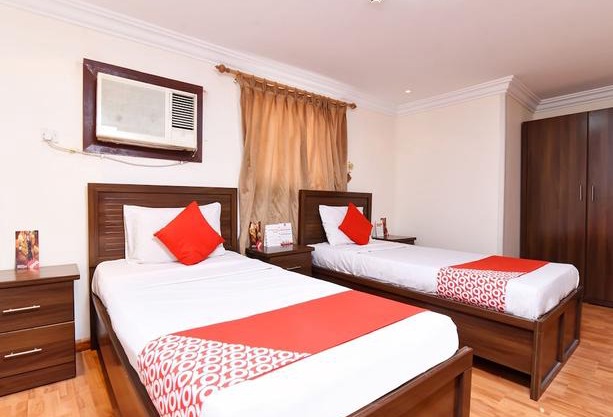 Oyo Bonais Hotel 